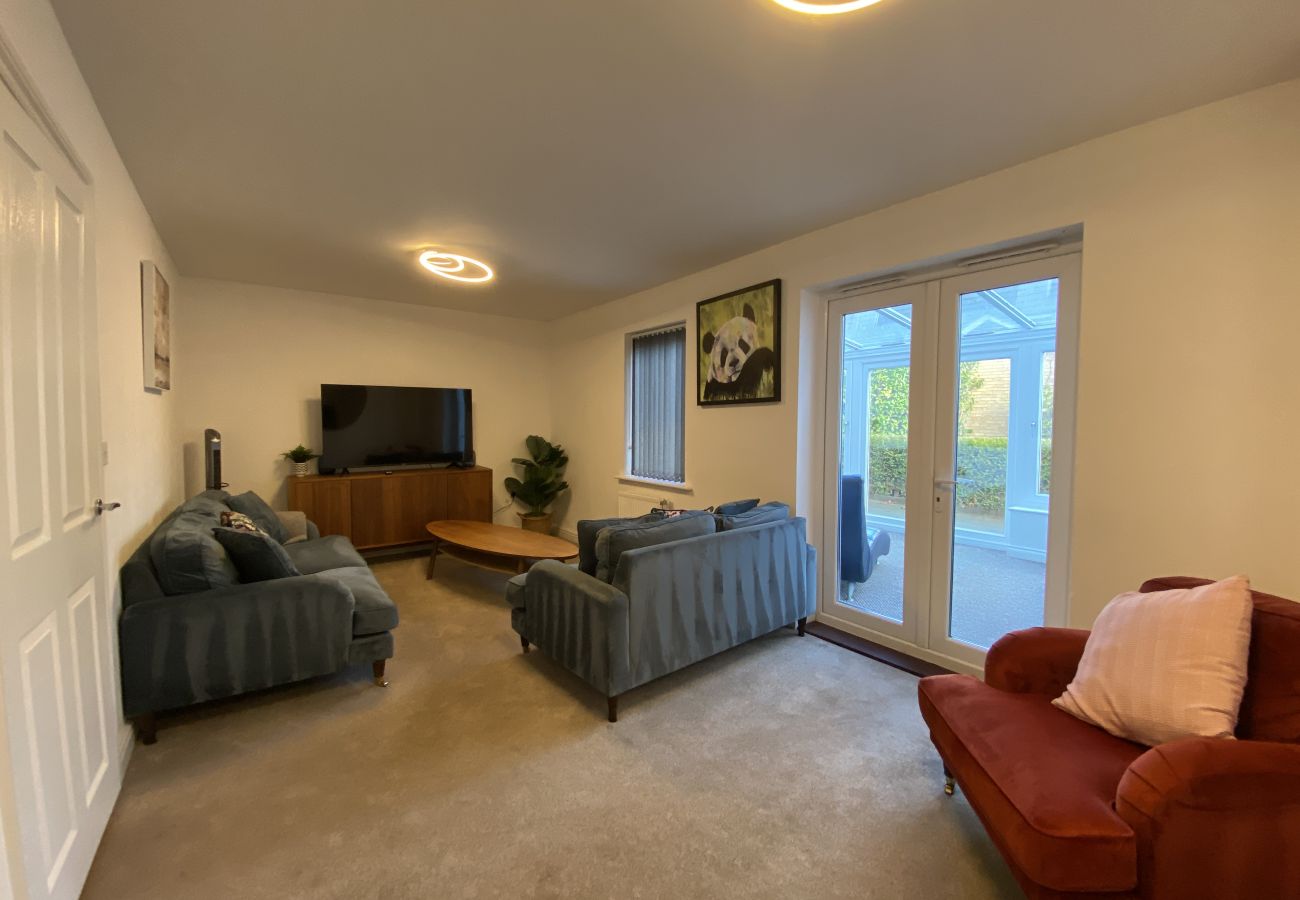 House in Bracknell - Bracknell - Stylish - Three Bedroom (Three Bathroom) House 