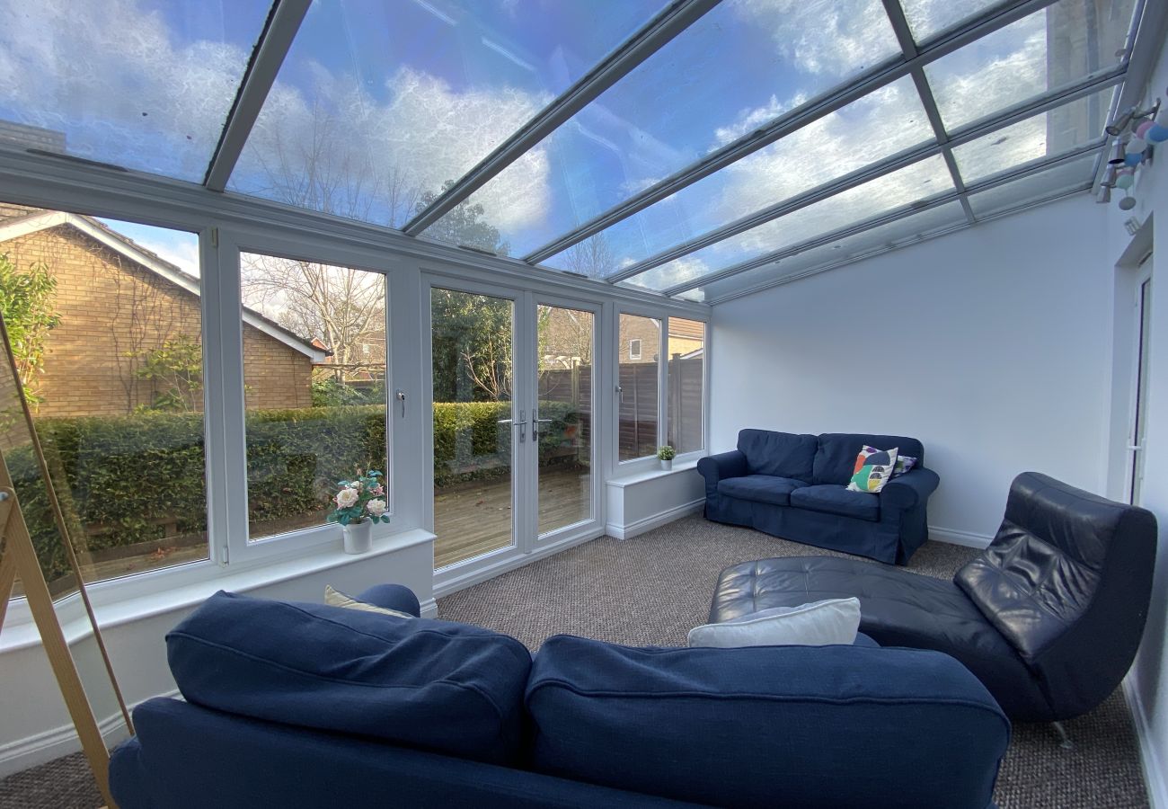 House in Bracknell - Bracknell - Stylish - Three Bedroom (Three Bathroom) House 