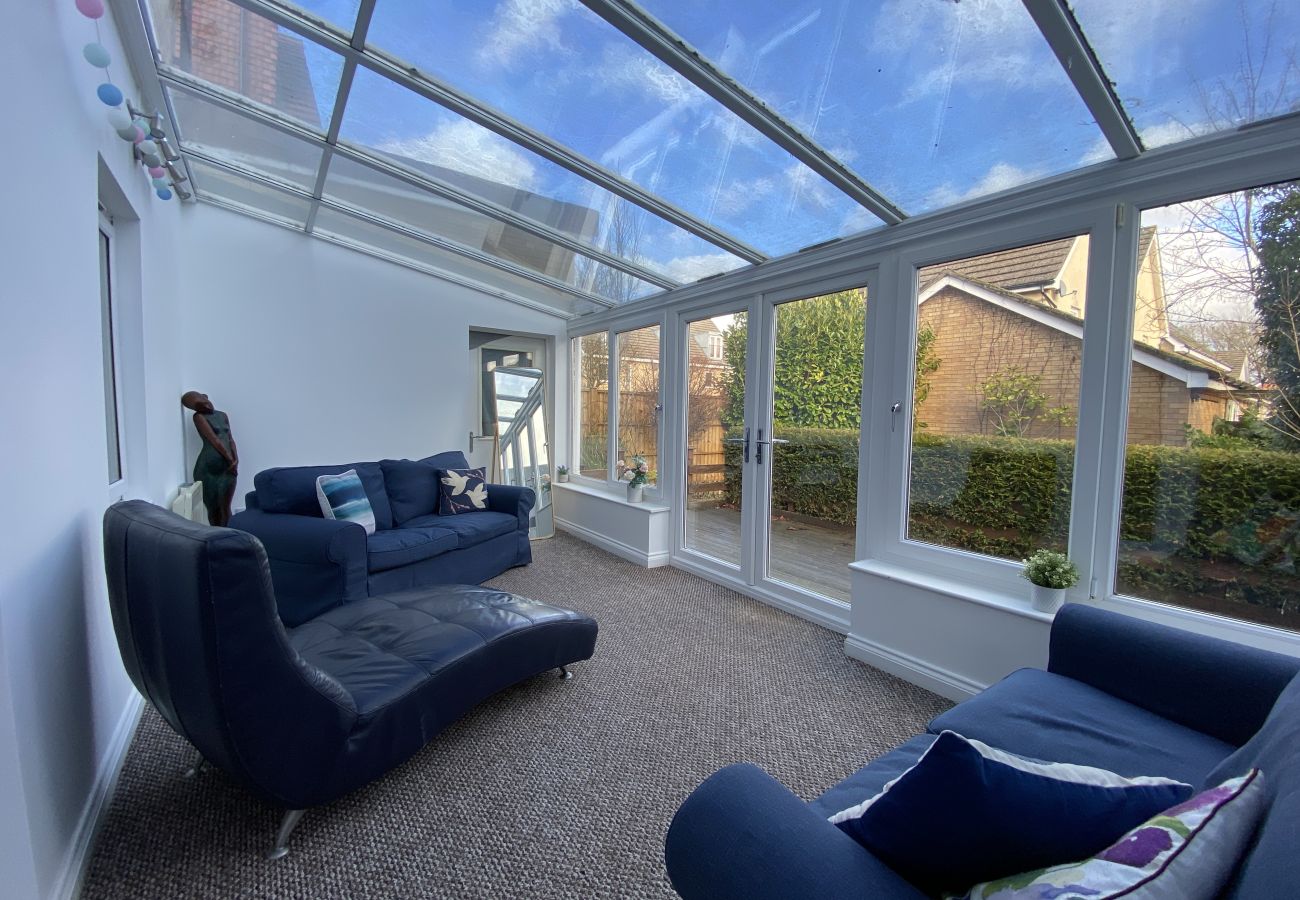 House in Bracknell - Bracknell - Stylish - Three Bedroom (Three Bathroom) House 