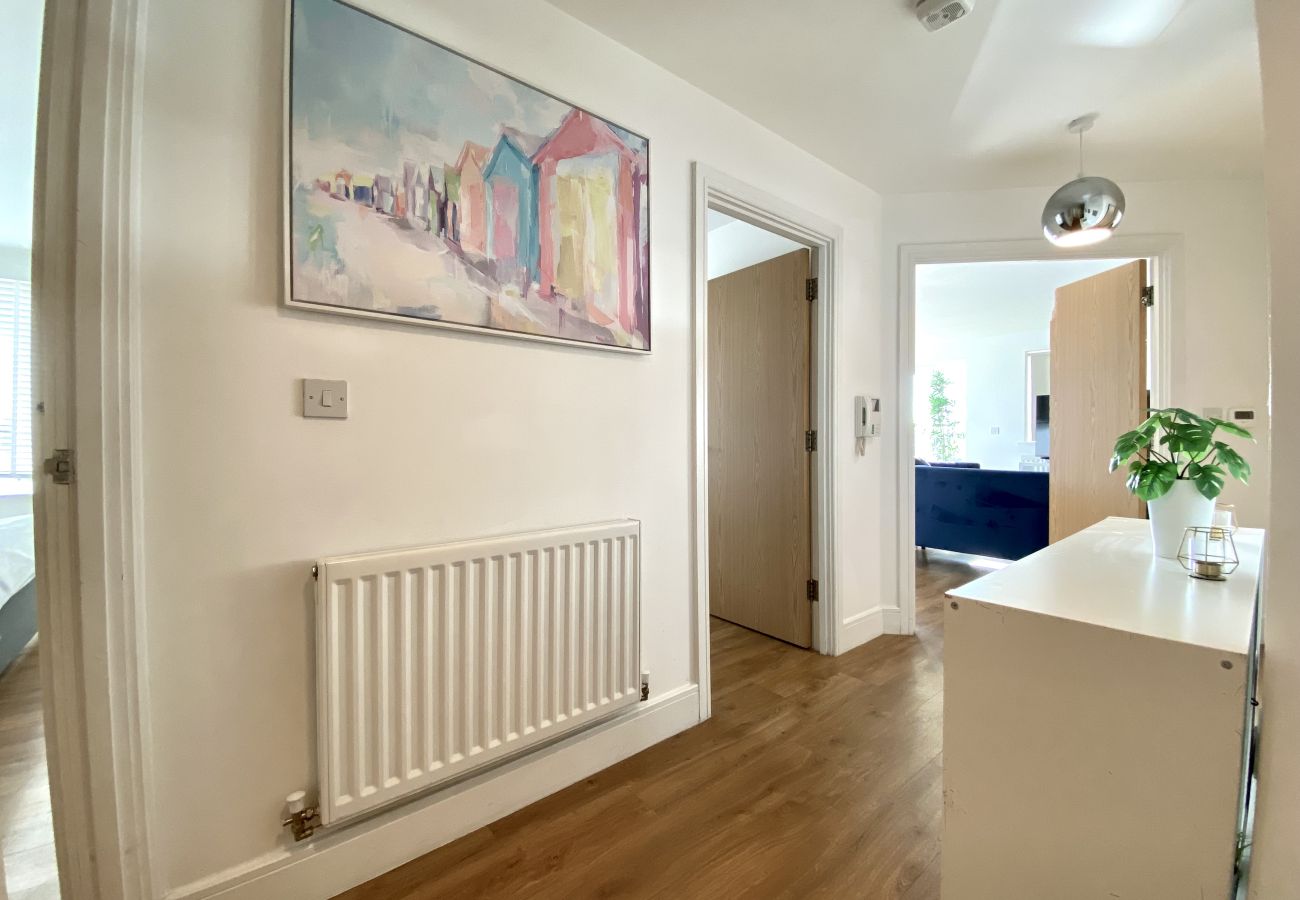 Apartment in Maidenhead - Maidenhead - Stunning, Spacious - Three Bedrooms (Two Bath) Apartment 