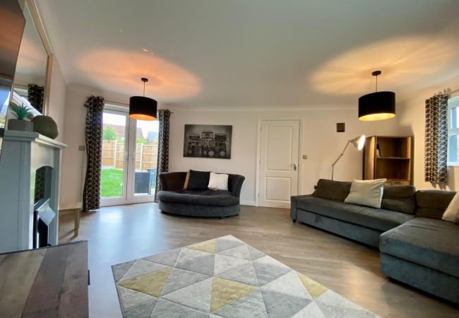 House in Bracknell - Bracknell / Wokingham Gorgeous Three Bedroom House  House in Bracknell - Bracknell / Wokingham Gorgeous Three Bedroom House