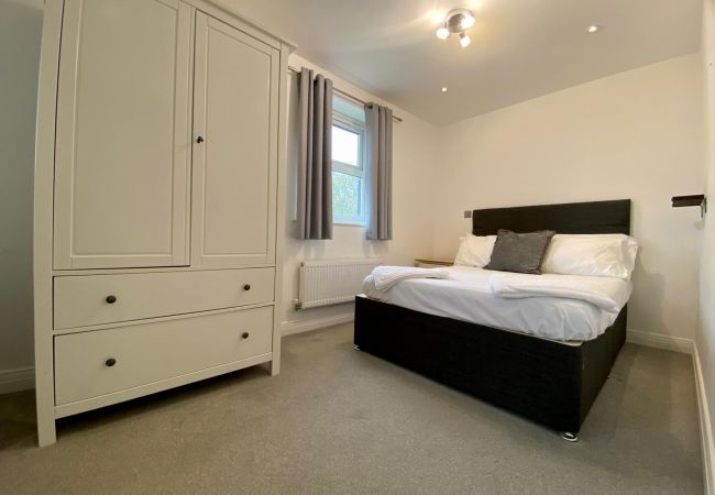 House in Bracknell - Bracknell / Wokingham Gorgeous Three Bedroom House  House in Bracknell - Bracknell / Wokingham Gorgeous Three Bedroom House