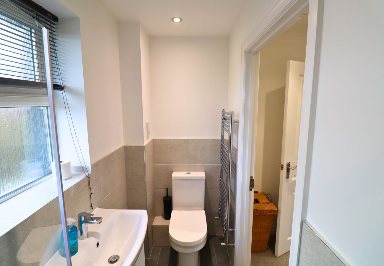 House in Bracknell - Bracknell / Wokingham Gorgeous Three Bedroom House 