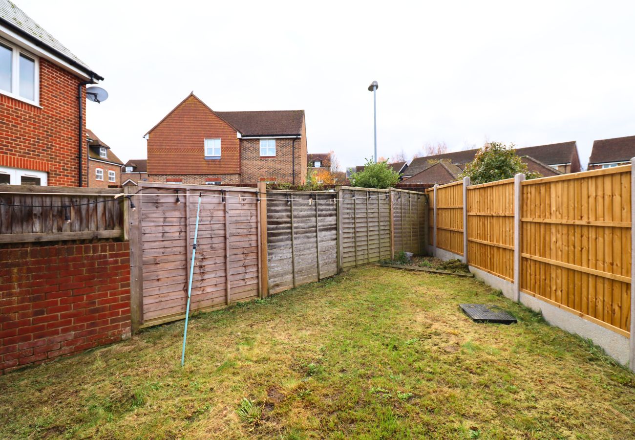 House in Bracknell - Bracknell / Wokingham Gorgeous Three Bedroom House 