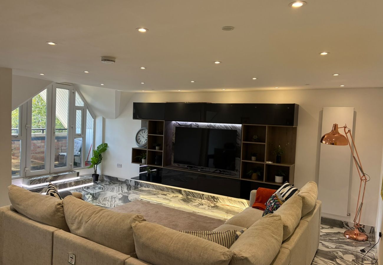 Apartment in Maidenhead - Maidenhead Fabulous Stylish Two Bedroom Penthouse 