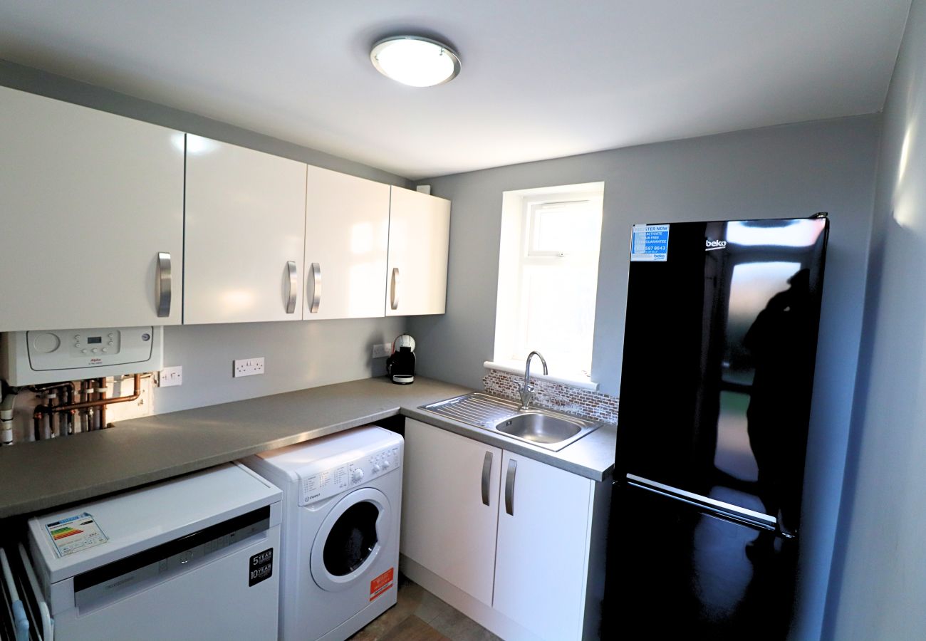 House in Sunningdale - Sunningdale, Spacious, Stylish Four Bedroom House 