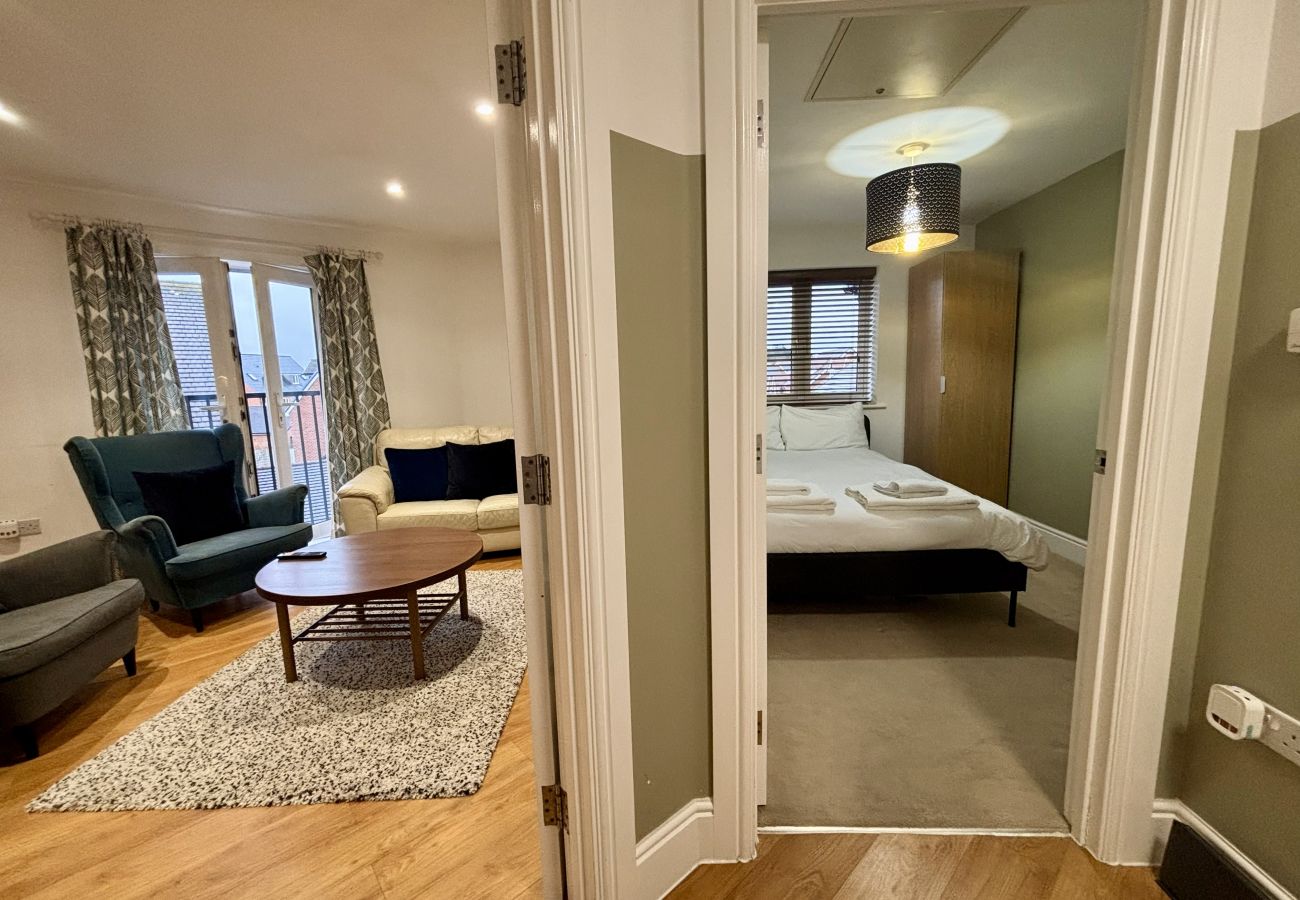 Apartment in Bracknell - Bracknell Stylish 2 Bedroom Top Floor Apartment 