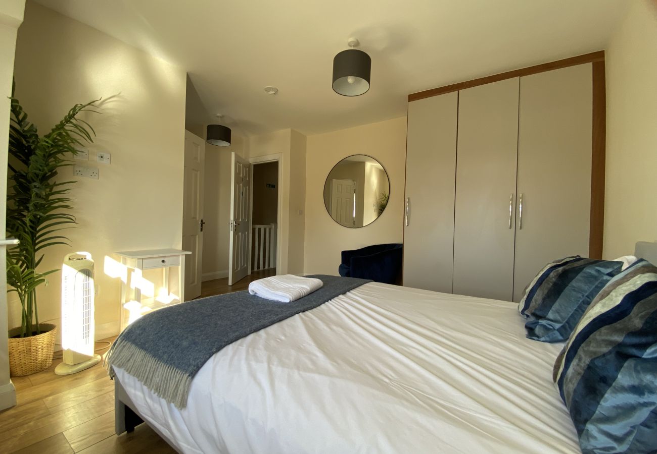 House in Burnham - Burnham / Slough Spacious Six Bedroom House 