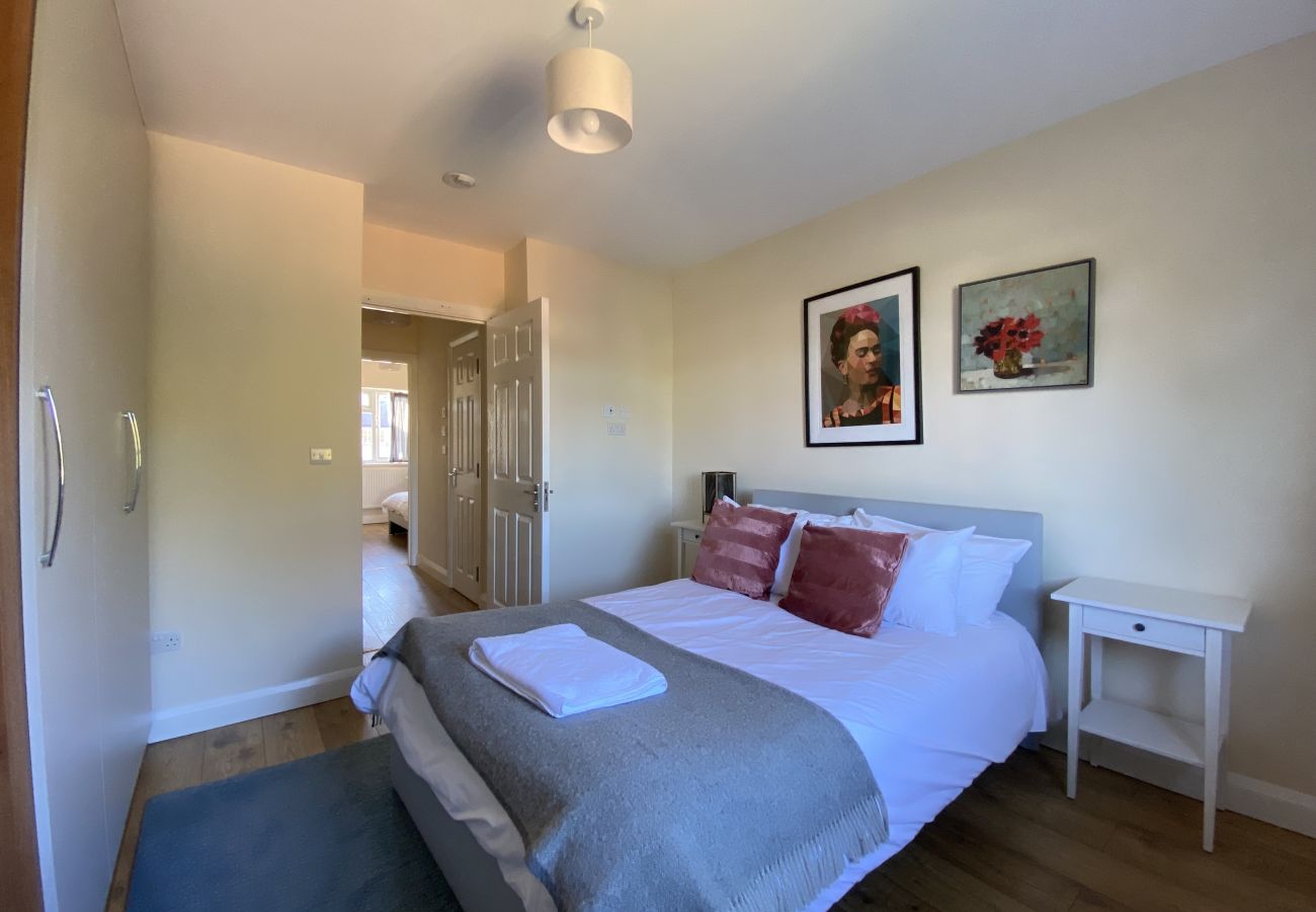 House in Burnham - Burnham / Slough Spacious Six Bedroom House 