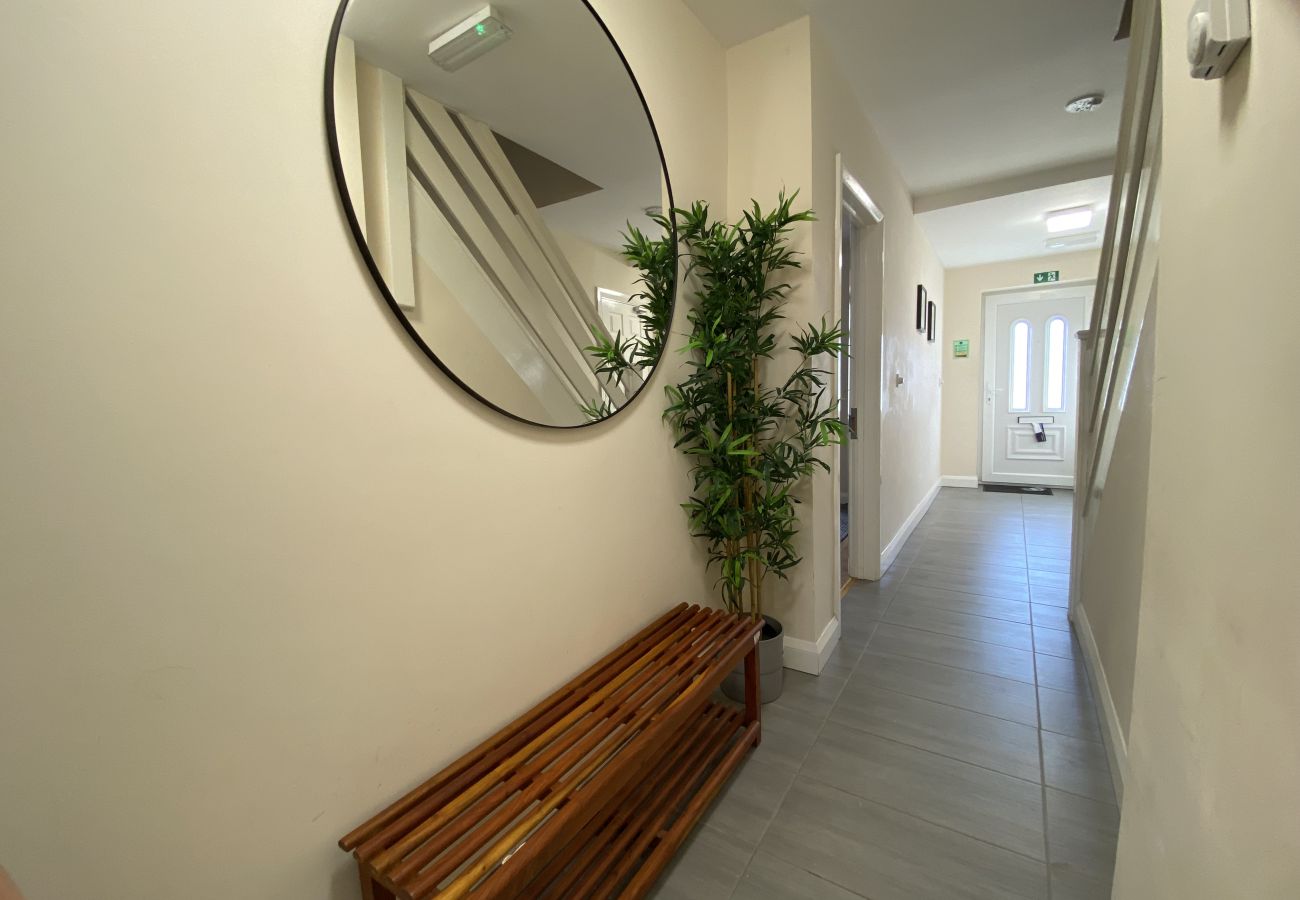 House in Burnham - Burnham / Slough Spacious Six Bedroom House 