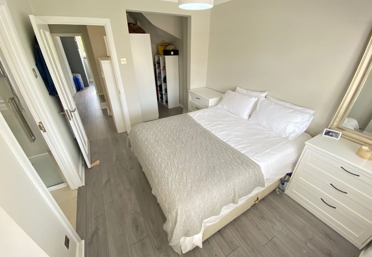 House in Balloch - Generic One Bedroom House 