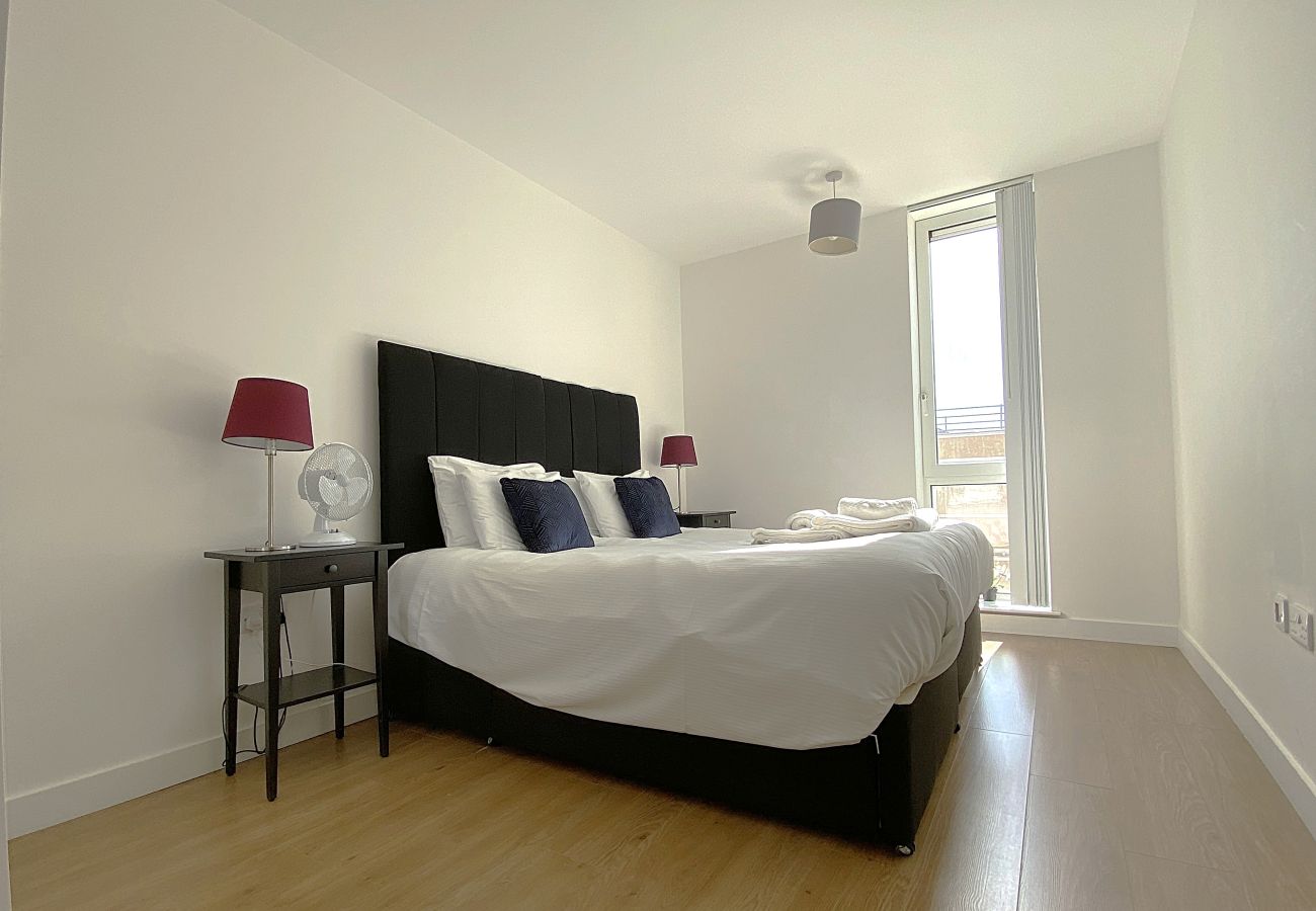 Apartment in Bracknell - Bracknell RWH Spectacular Two Bedroom Apartment Apartment in Bracknell - Bracknell RWH Spectacular Two Bedroom Apartment