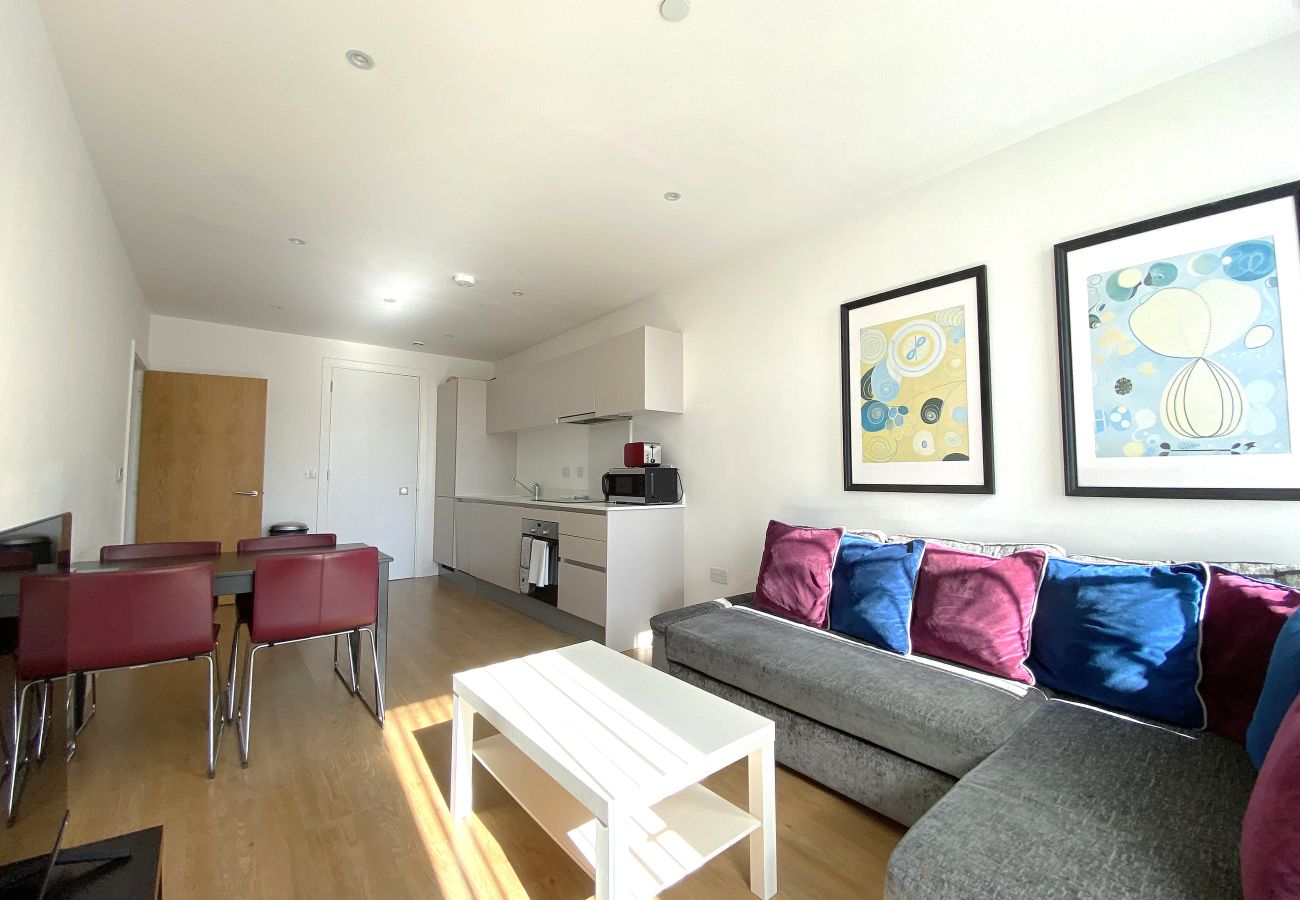 Apartment in Bracknell - Bracknell RWH Spectacular Two Bedroom Apartment Apartment in Bracknell - Bracknell RWH Spectacular Two Bedroom Apartment