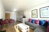 Apartment in Bracknell - Bracknell RWH Spectacular Two Bedroom Apartment