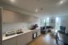 Apartment in Bracknell - Bracknell RWH Spectacular Two Bedroom Apartment 