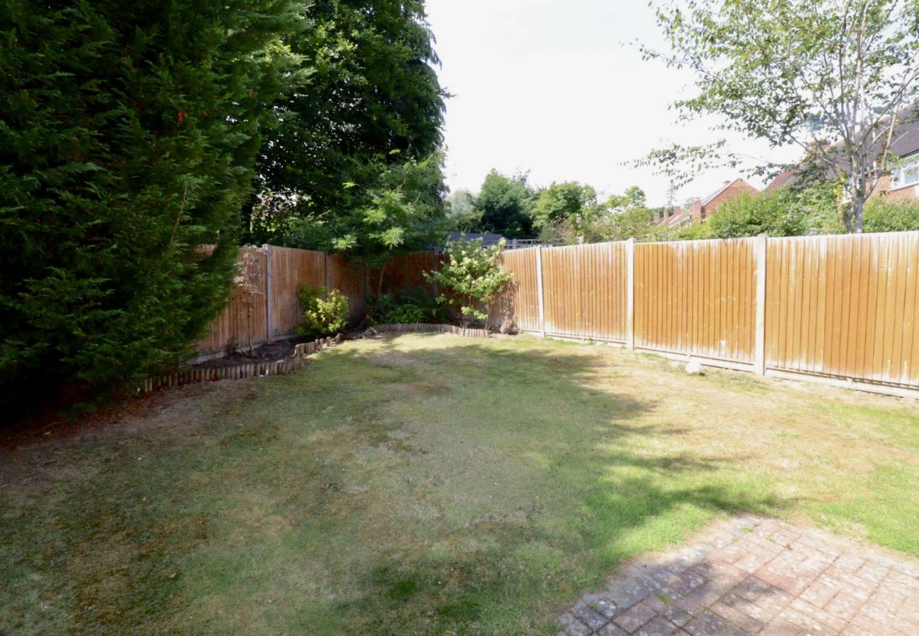 House in Sunningdale - Sunningdale Stunning Four Bedroom House 