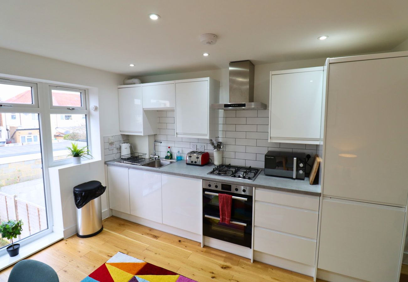 Apartment in Mitcham Junction - London Mitcham Stunning Two Bedroom Apartment 
