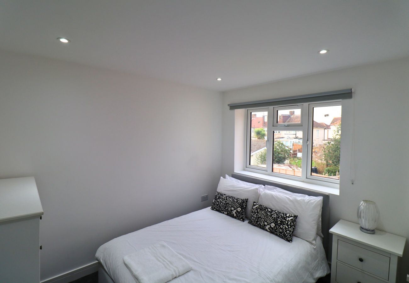 House in Mitcham Junction - London Mitcham Beautiful Three Bedroom House 