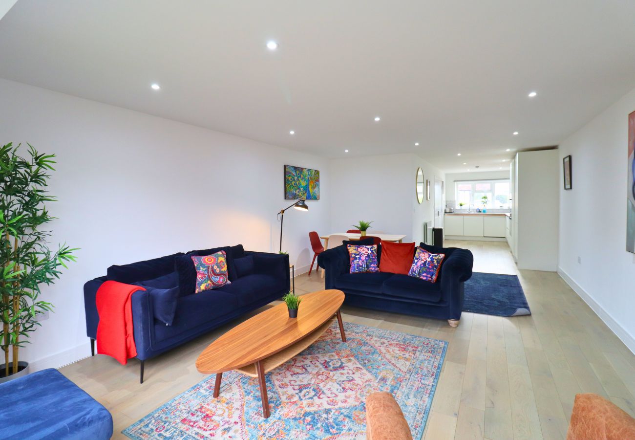 House in Mitcham Junction - London Mitcham Beautiful Three Bedroom House 