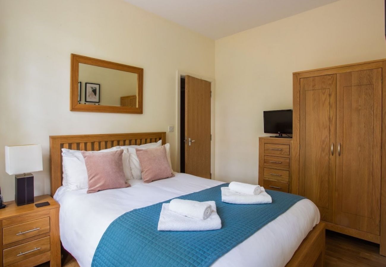 Apartment in Bournemouth - Bournemouth Beautiful Two Bedroom Apartment 