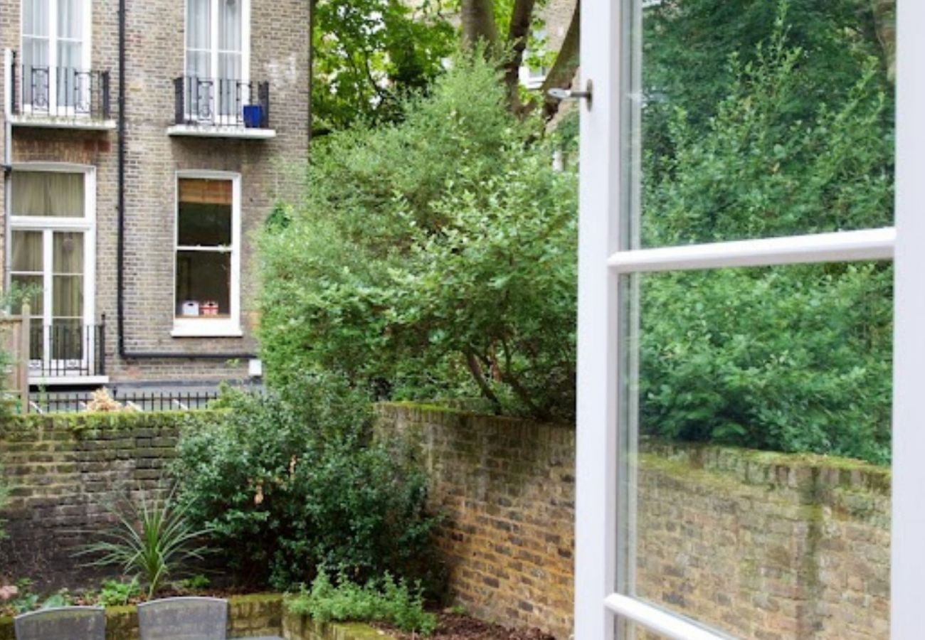 Apartment in London - Earl's Court Gorgeous One Bedroom Apartment 