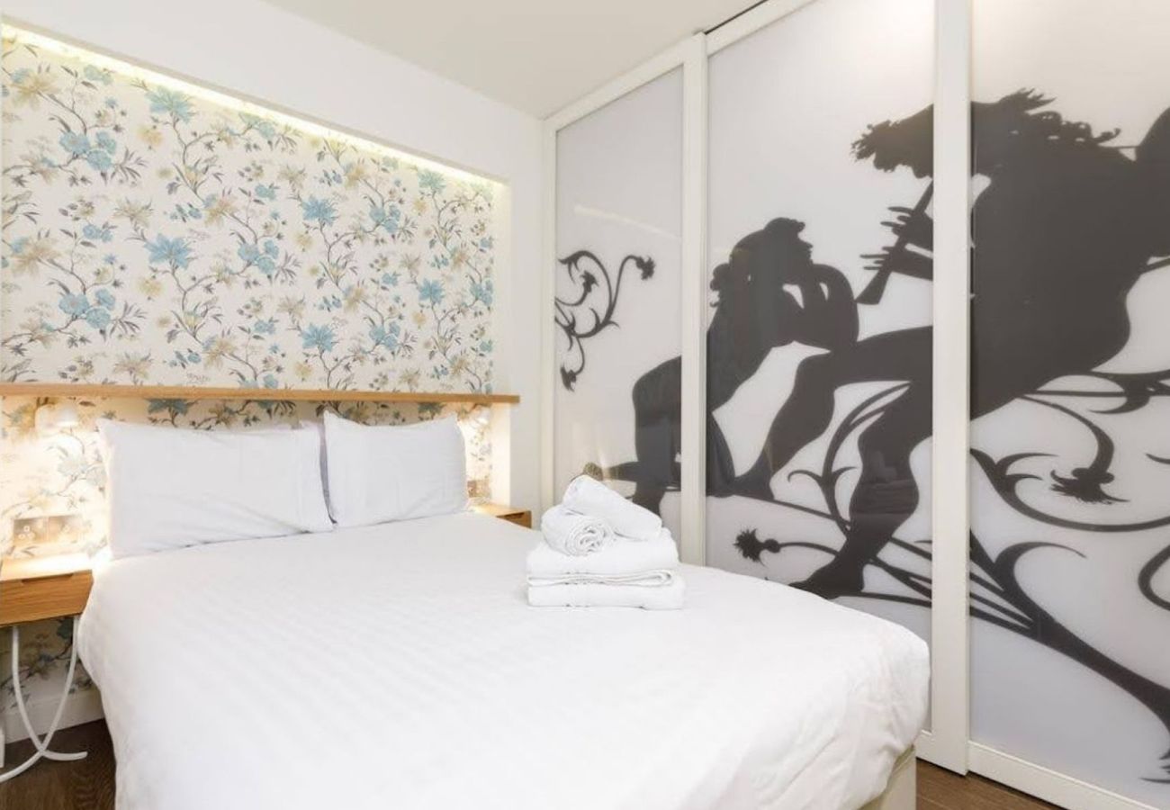 Apartment in London - London Stylish Modern One Bedroom Apartment