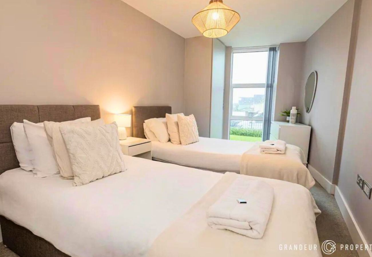 Apartment in Southbourne - Southbour Stylish Two Bedroom Apartment