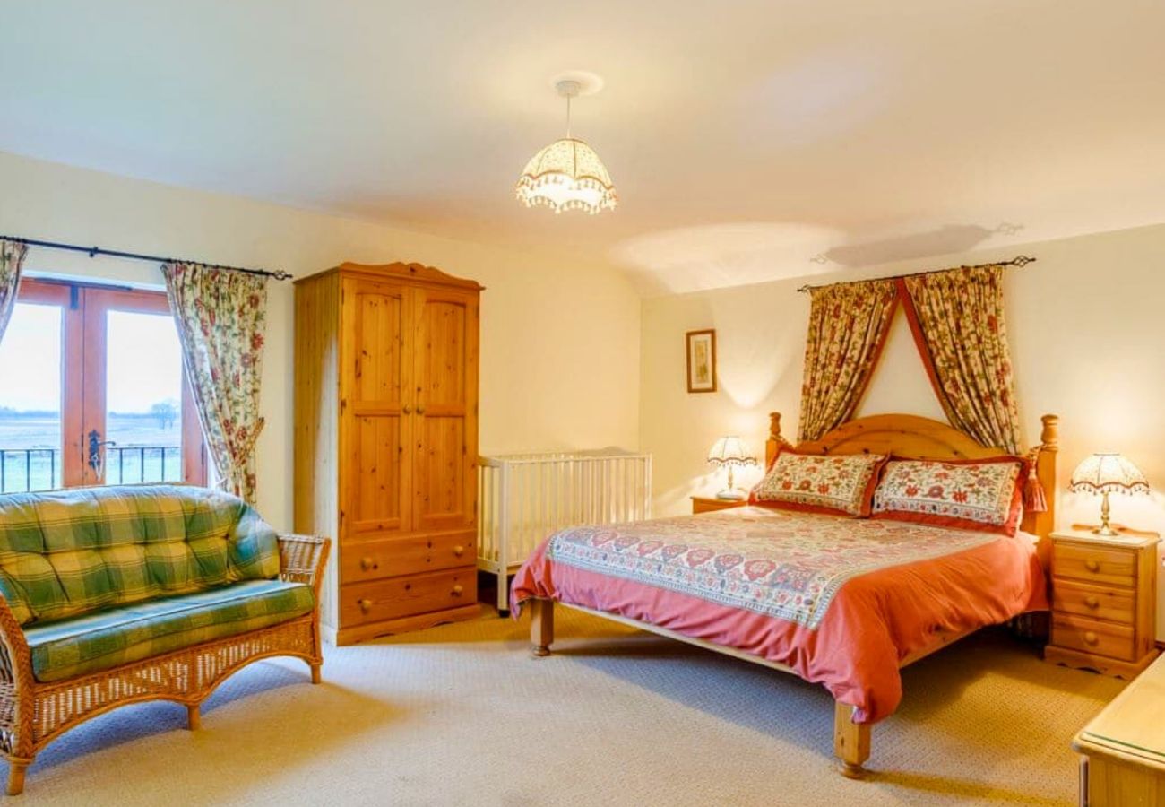 Cottage in Runcton Holme - Norfolk Charming Three Bedroom Cottage 