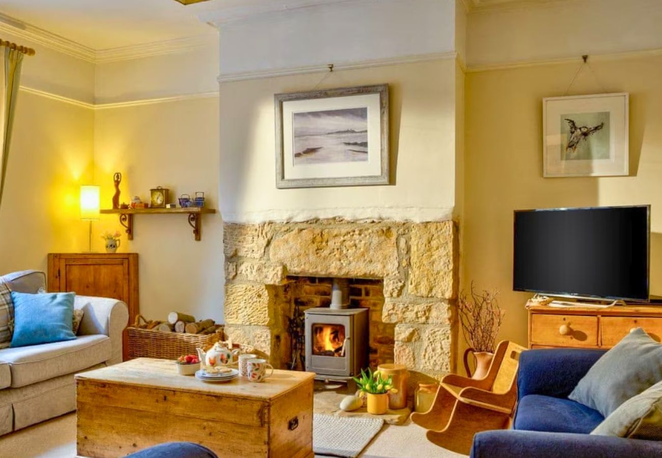 Cottage in Alnwick - Northumberland Charming Cosy Two Bedroom Cottage