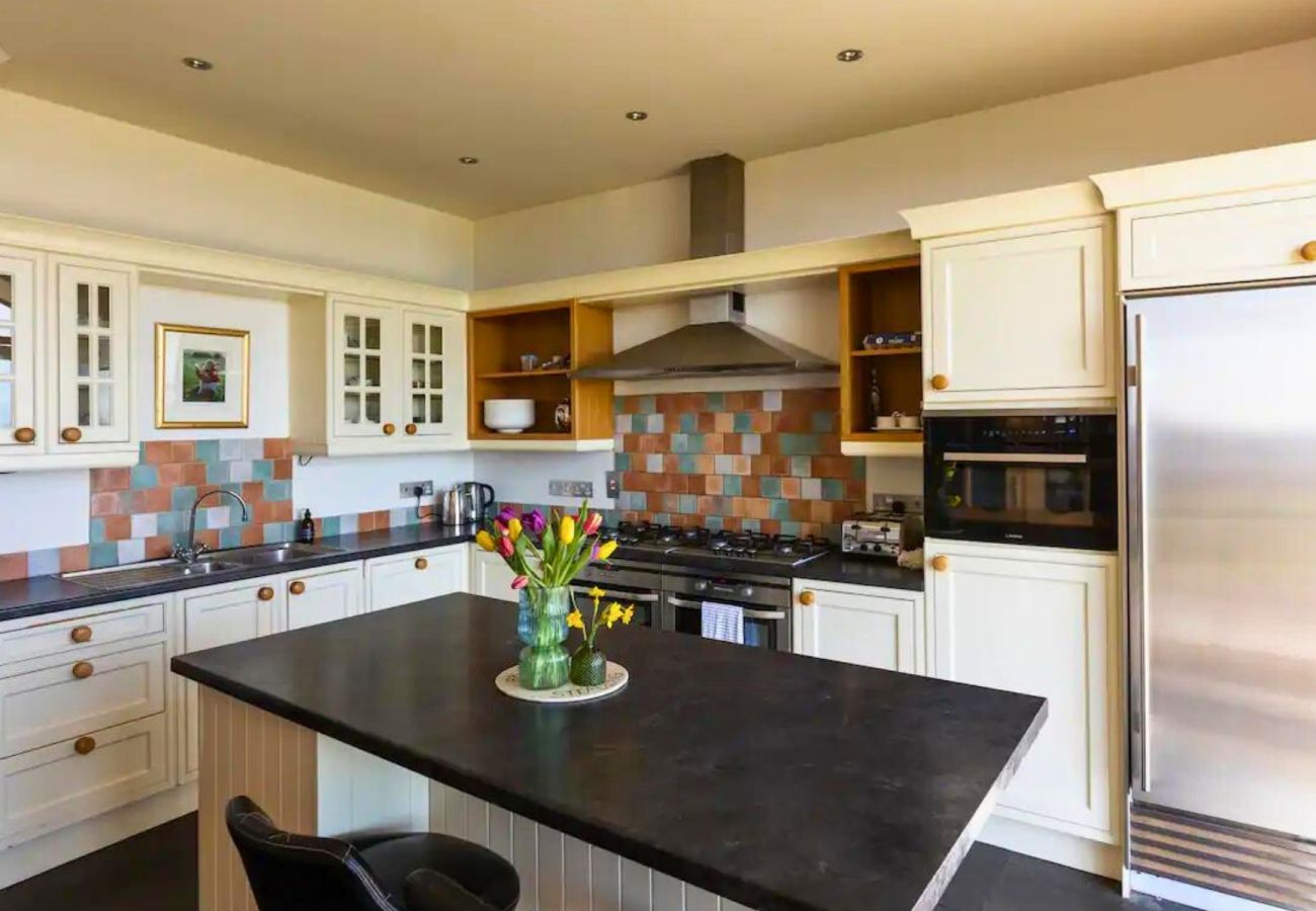 House in Skelbo - Brora Spectacular Seven Bedroom Country House 
