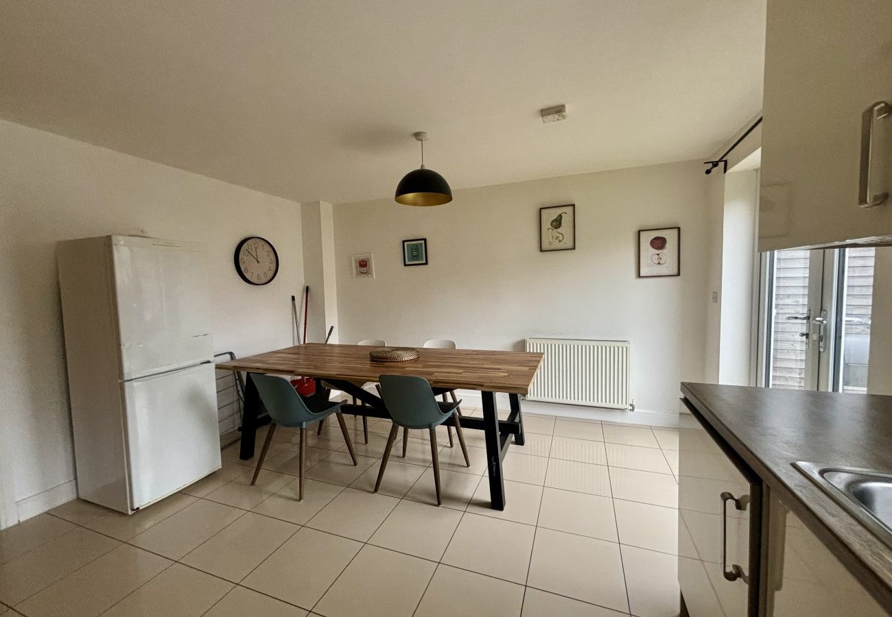 House in Taplow - Taplow Spacious Stylish Four Bedroom Townhouse 