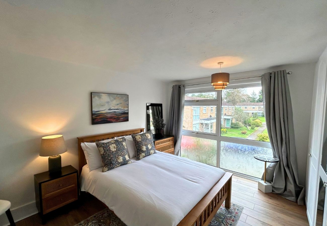 House in Weybridge - Weybridge Stunning Five Bedroom Family Home 