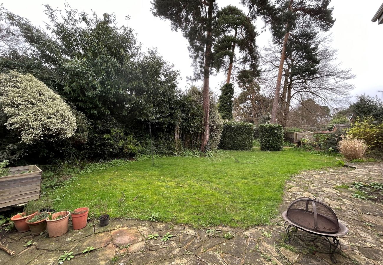 House in Weybridge - Weybridge Stunning Five Bedroom Family Home 