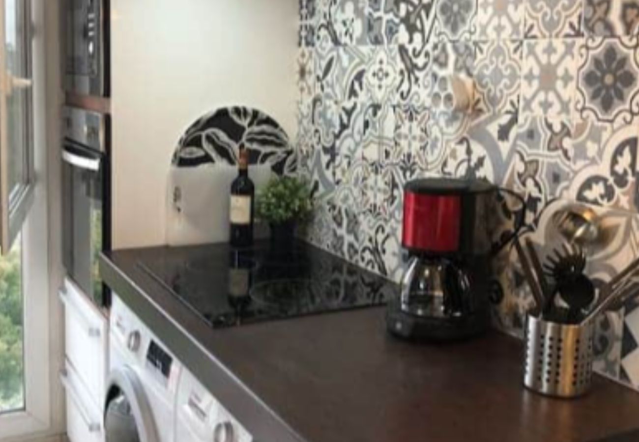 Apartment in La Plaine-Saint-Denis - Saint-Denis Fellini 