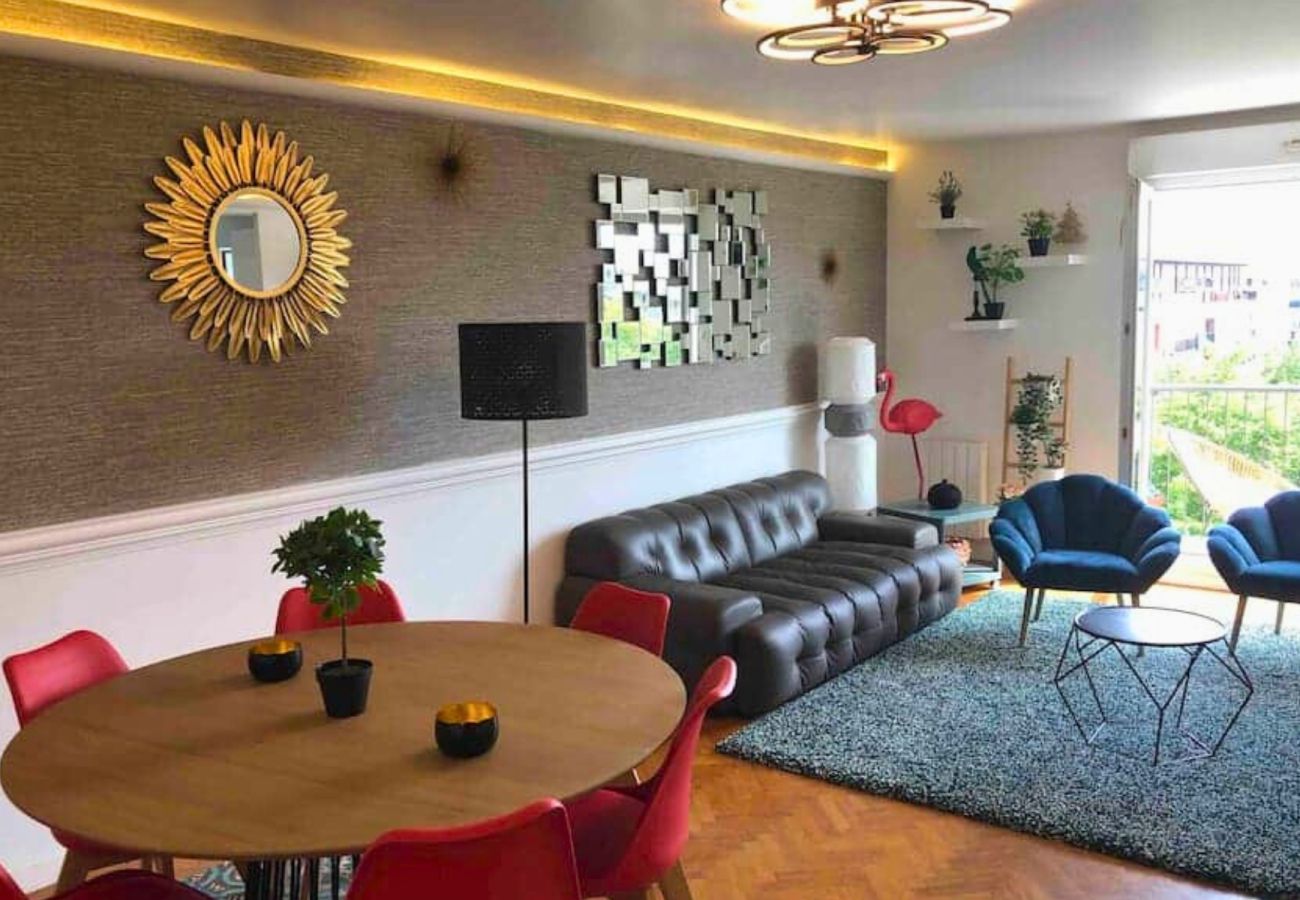 Apartment in La Plaine-Saint-Denis - Saint-Denis Fellini 