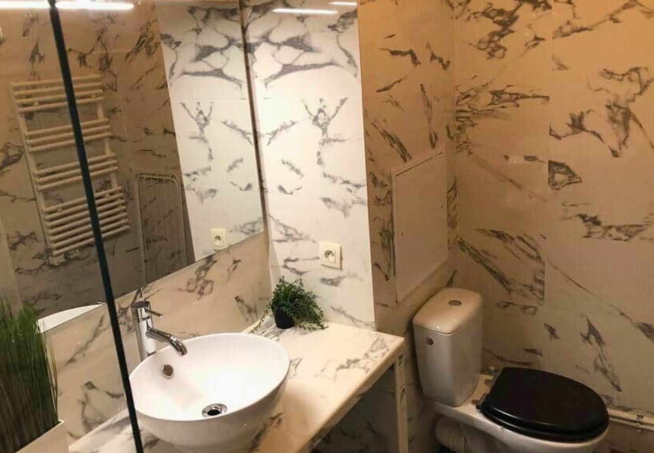 Apartment in La Plaine-Saint-Denis - Saint-Denis Fellini 