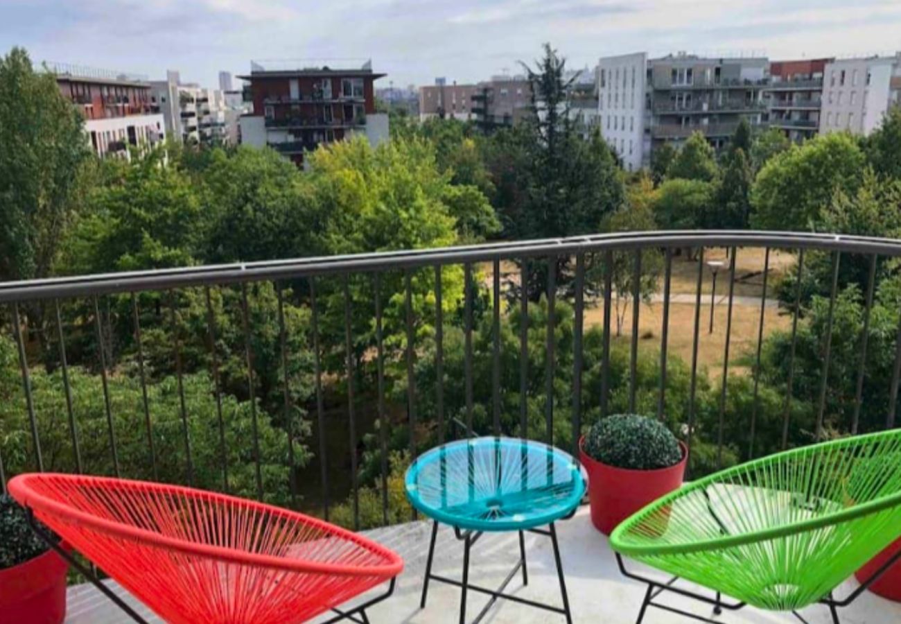 Apartment in La Plaine-Saint-Denis - Saint-Denis Fellini 