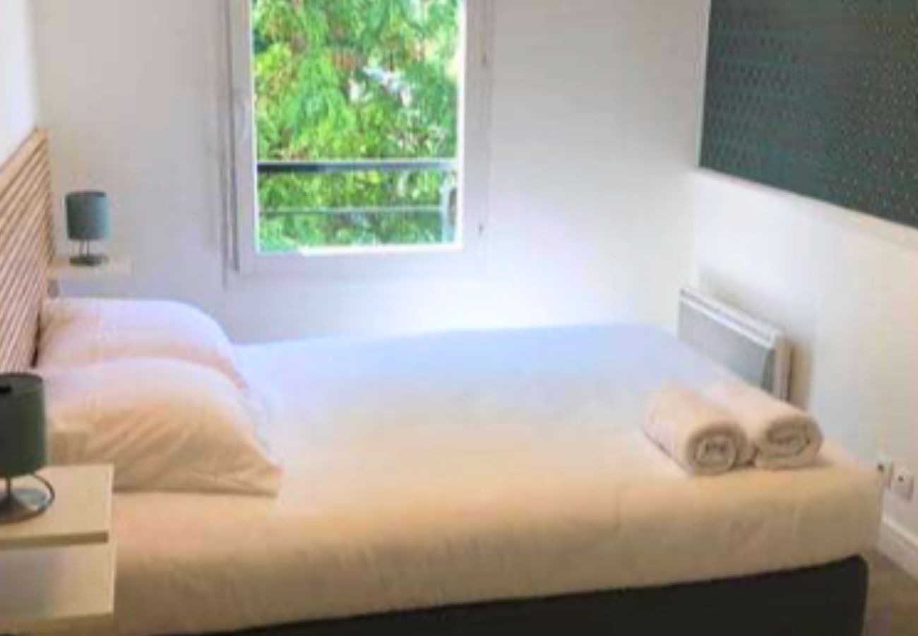 Apartment in La Plaine-Saint-Denis - Saint-Denis Fruit Trees