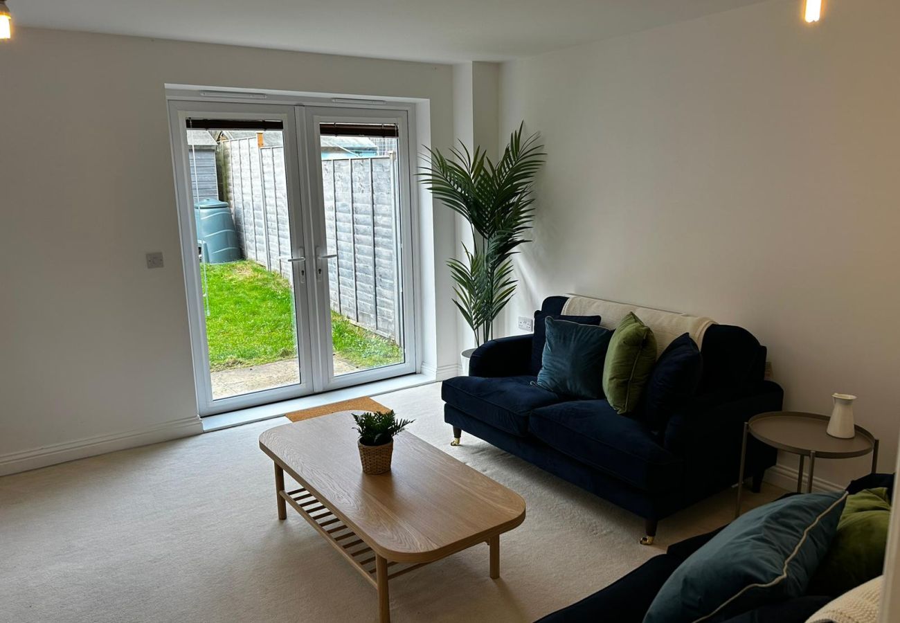 House in Andover - Andover Charming Three Bedroom House