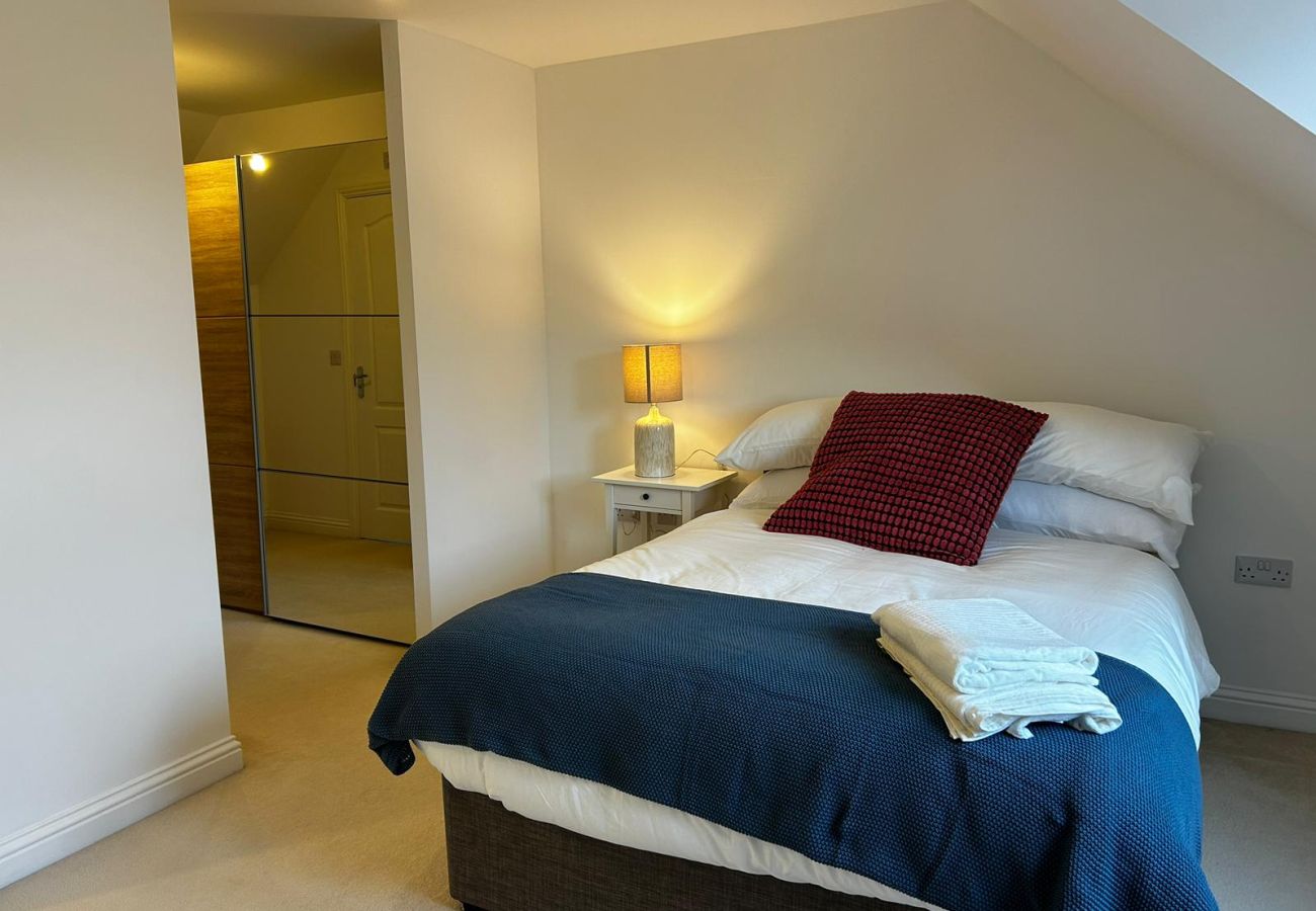 House in Andover - Andover Charming Three Bedroom House