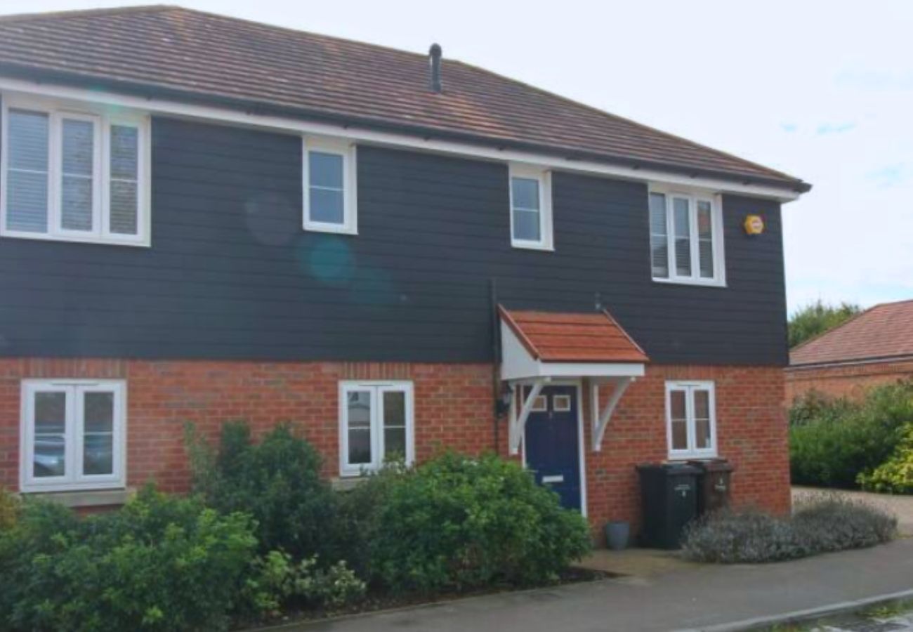 Apartment in Andover - Cosy Two Bedroom Home in Andover