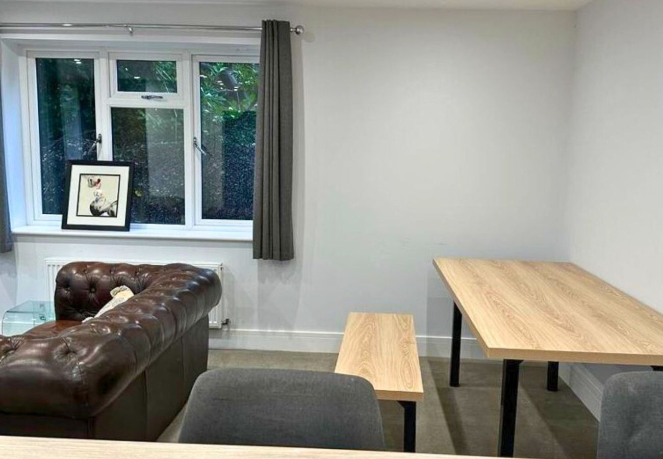 House in Hedser - Hedsor Stylish Two Bedroom Cottage