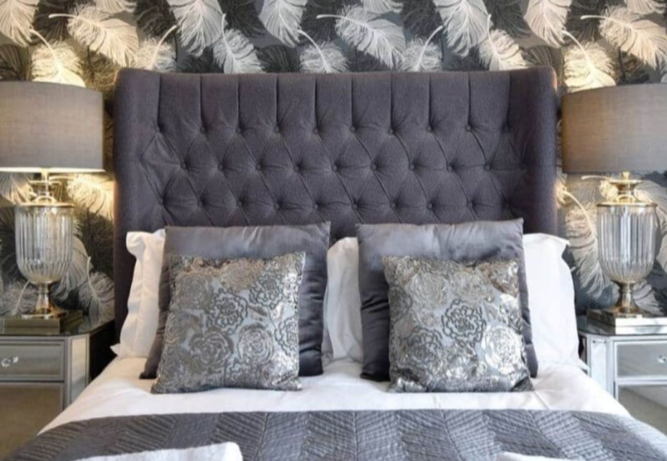 Apartment in Witney - Luxury 2 Bedroom Apartment in Witney