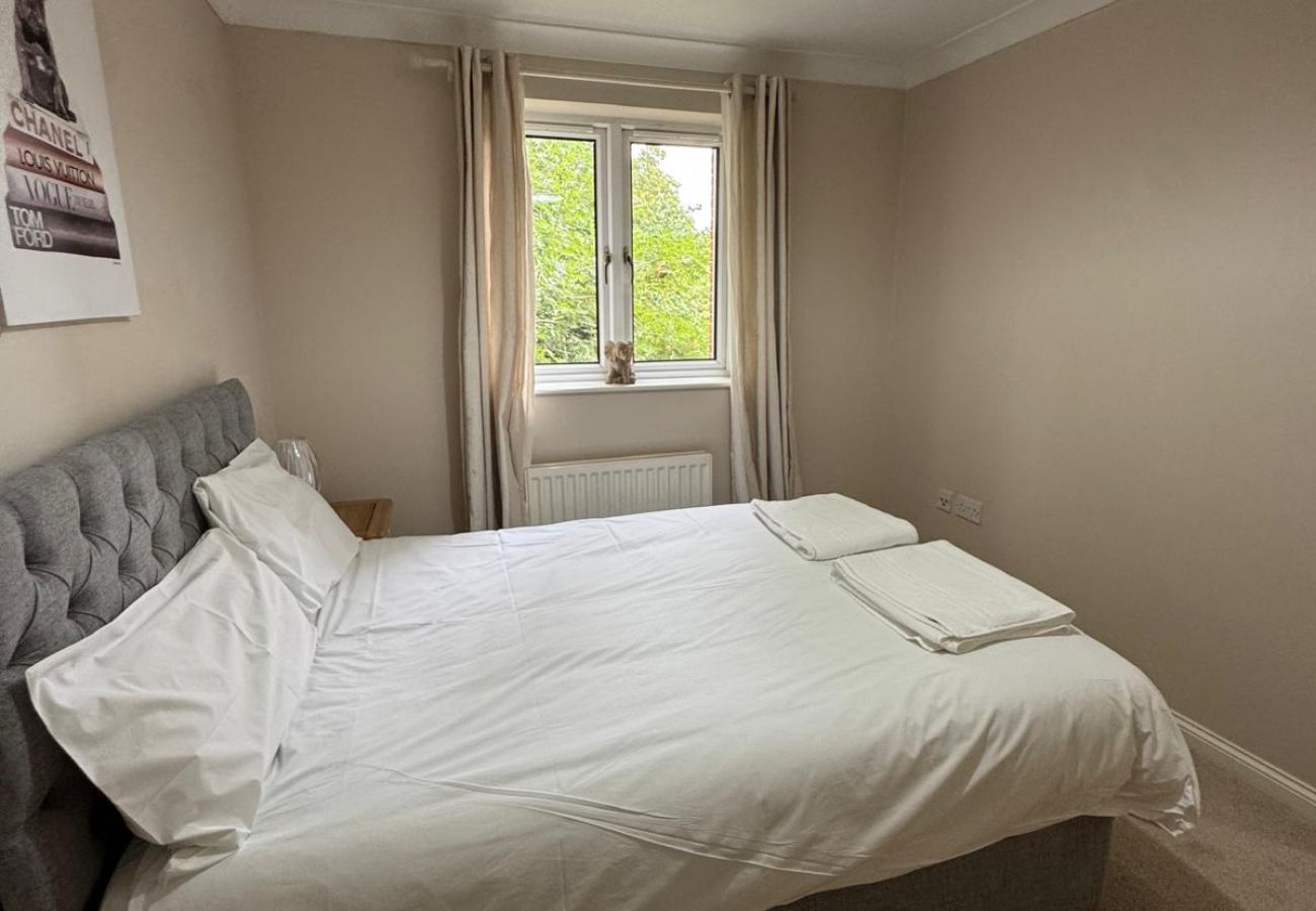 Apartment in Bracknell - Spacious Two Bedroom Apartment in Bracknell