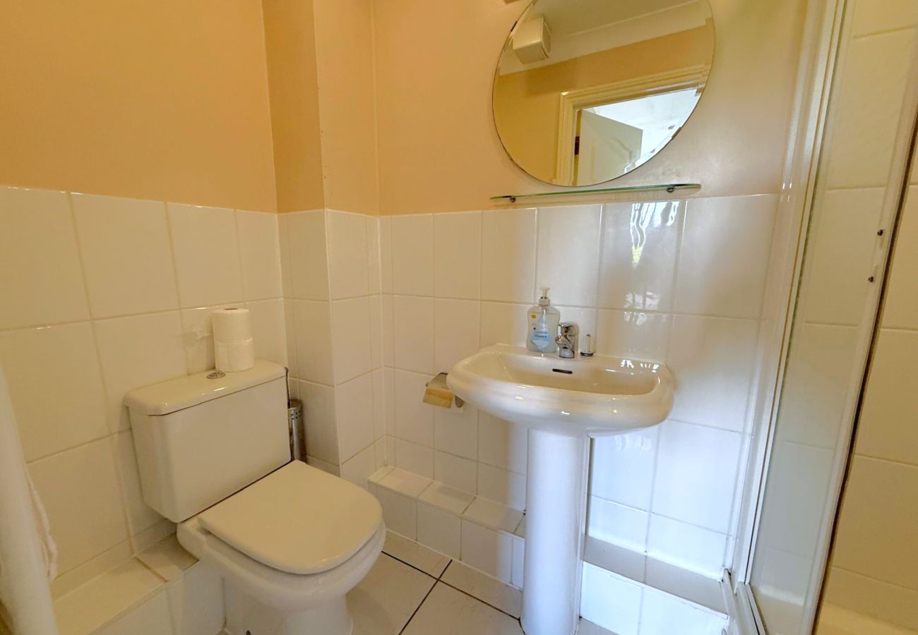 Apartment in Bracknell - Spacious Two Bedroom Apartment in Bracknell