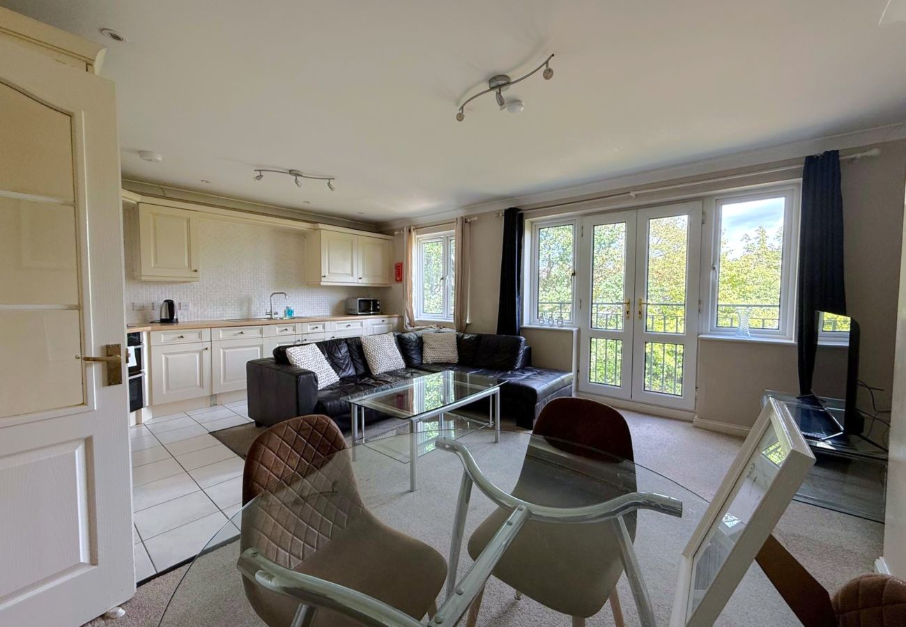 Apartment in Bracknell - Spacious Two Bedroom Apartment in Bracknell