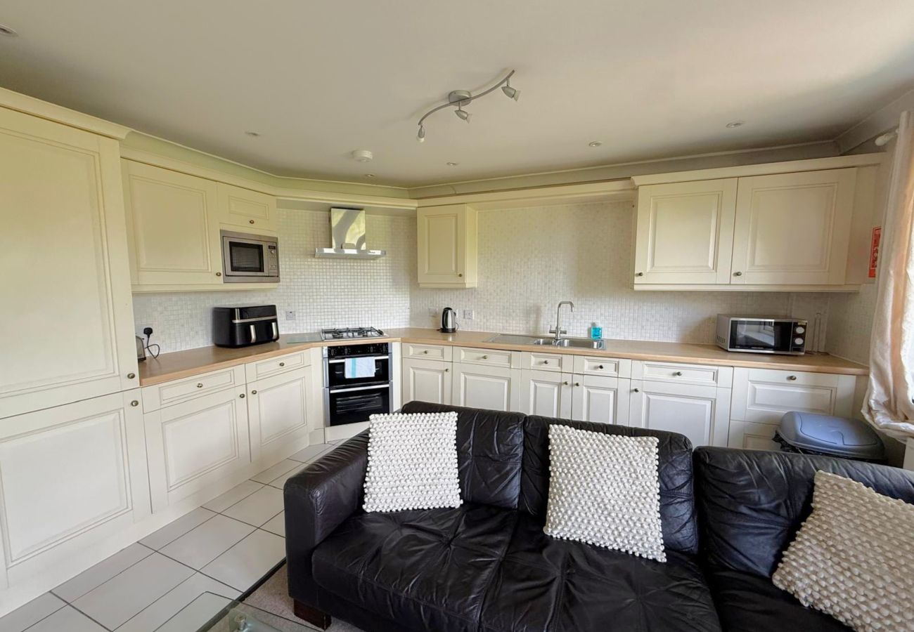 Apartment in Bracknell - Spacious Two Bedroom Apartment in Bracknell