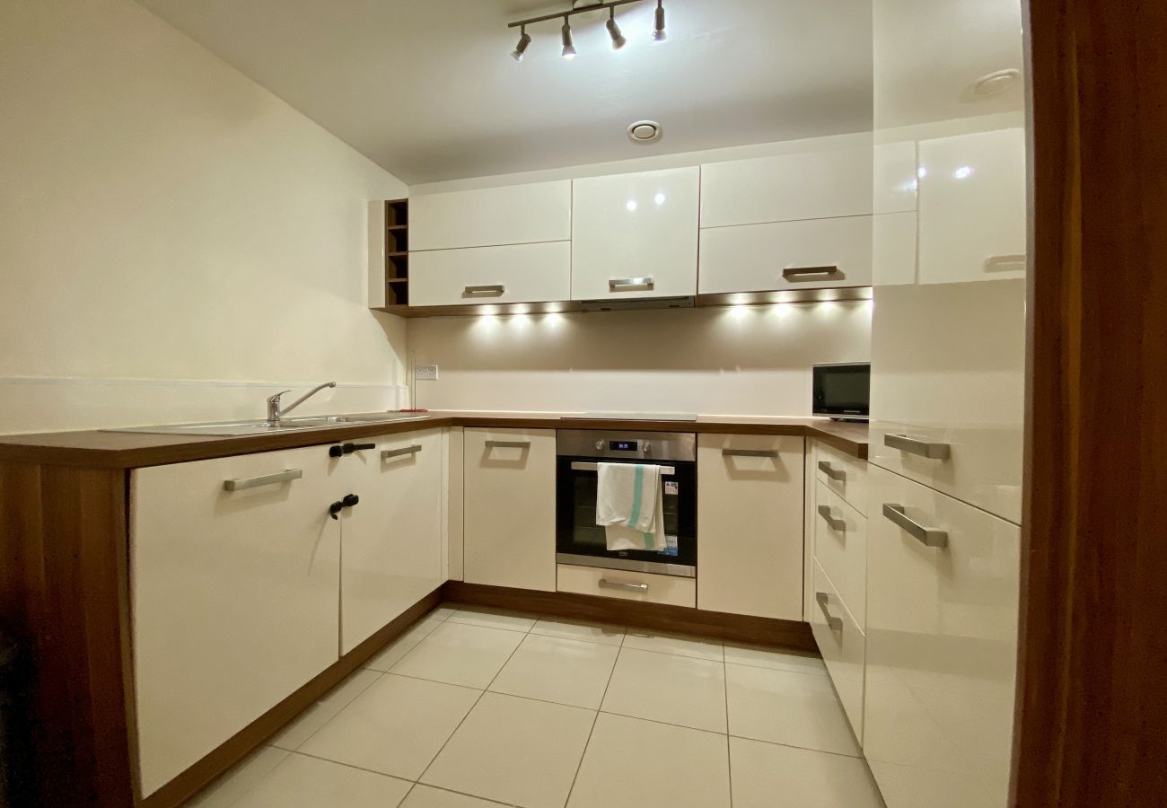 Apartment in Wokingham - Wokingham Stylish Two Bedroom Apartment