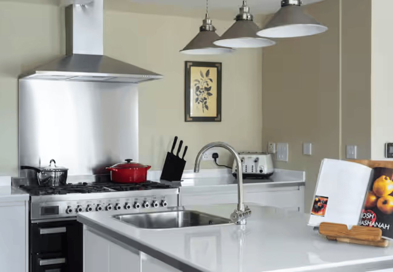 House in Haddington - Historic Coaching Inn in heart of East Lothian