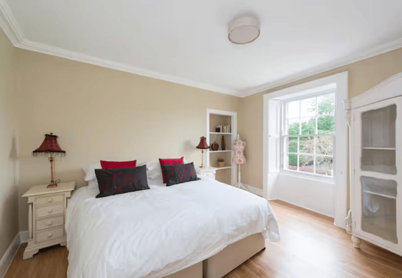 House in Haddington - Historic Coaching Inn in heart of East Lothian